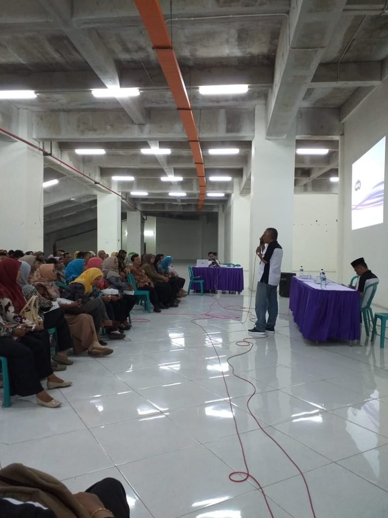 Songsong Pemilu 2019, Bawaslu Gresik Lantik 3656 PPTPS