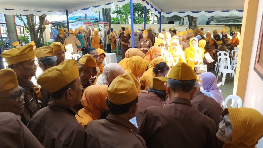 PAPAR TUNTAS, KEPALA BPOM JATIM; PERHATIKAN DENGAN BAIK “KLIK”