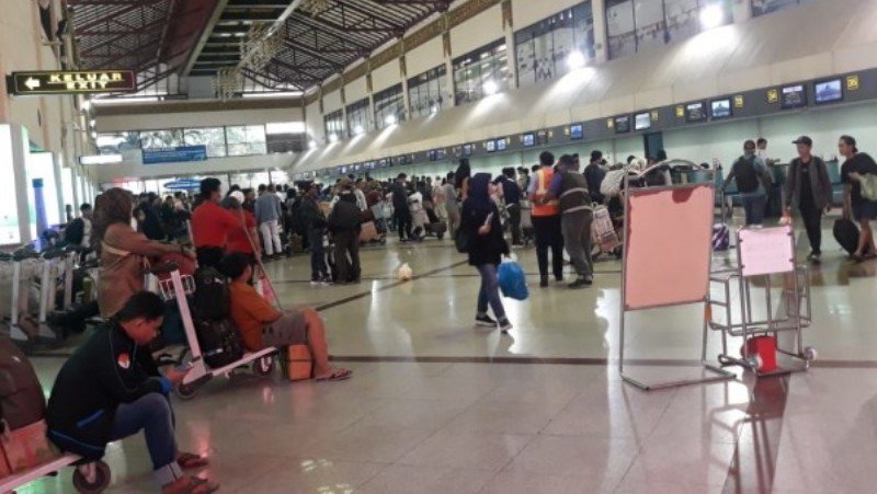 Mudik Lebaran Penumpang Pesawat Turun 30 Persen