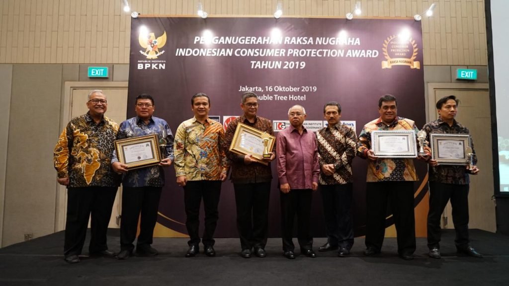 Semakin Terpercaya, PG Terima Penghargaan Perlindungan Konsumen Kategori Platinum