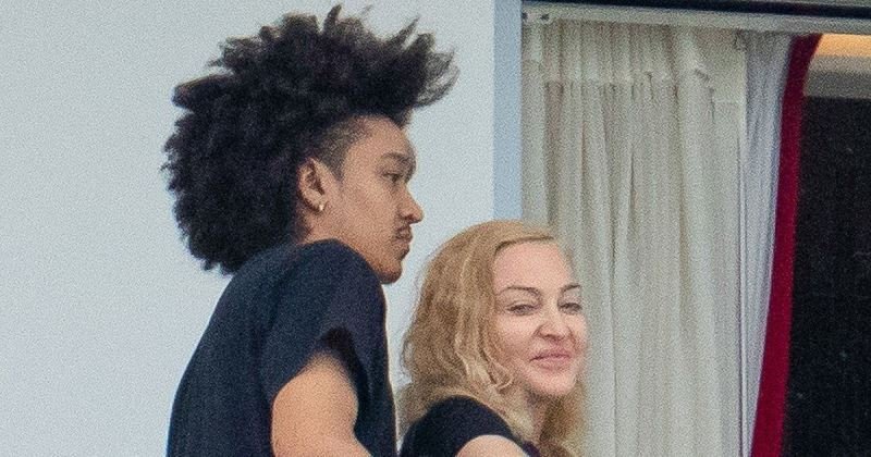 Ayah Pacar Madonna Soal Gap 36 Tahun: Cinta Tak Pandang Usia