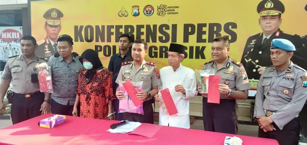 Polres Gresik Amankan Dua Mucikari Tua