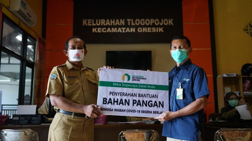 UPZA Baznas Petrokimia Gresik Bantu Keluarga Miskin Terdampak Covid-19