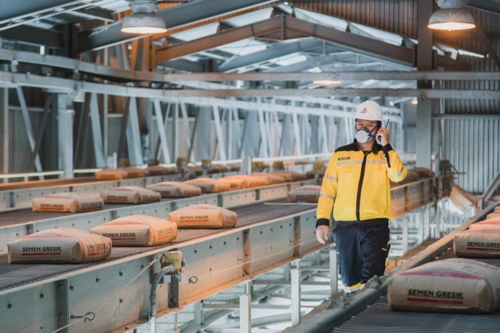 Laba Bersih SIG Semester I 2020 Tembus Rp 612 Miliar.