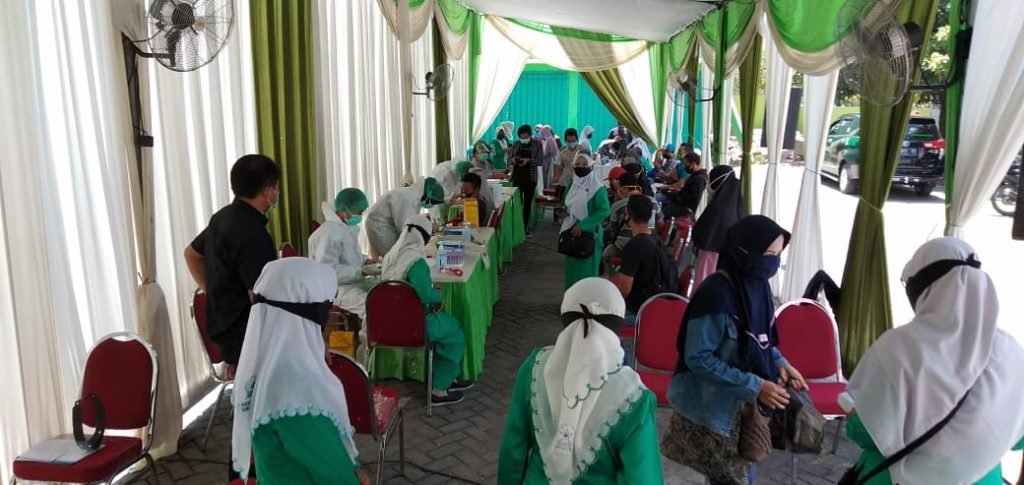Fatayat Gresik Gelar Rapid Test Gratis