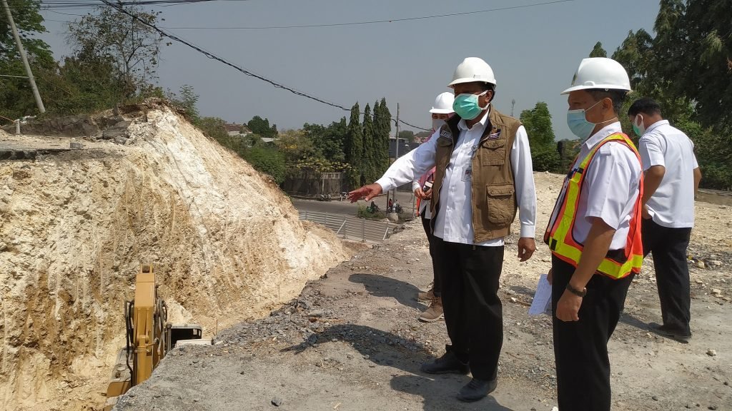 Bupati Gresik Mendadak Datangi Proyek Underpass