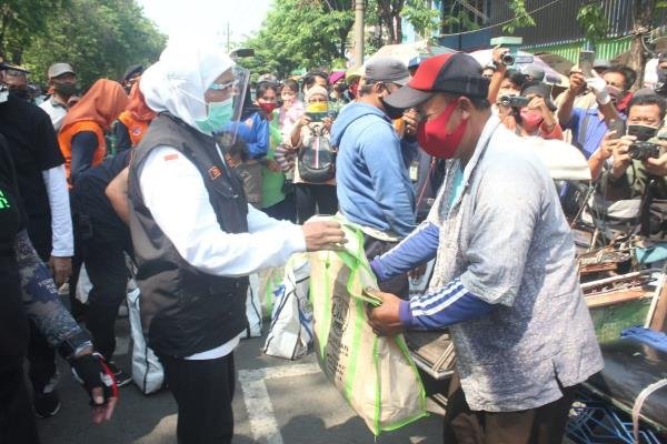 Gubernur Jatim Gowes Kampanye Masker di Sidoarjo