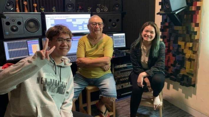 Chossypratama Optimis Alex dan Bea Sukses Lewat Lagu U Give Me Love