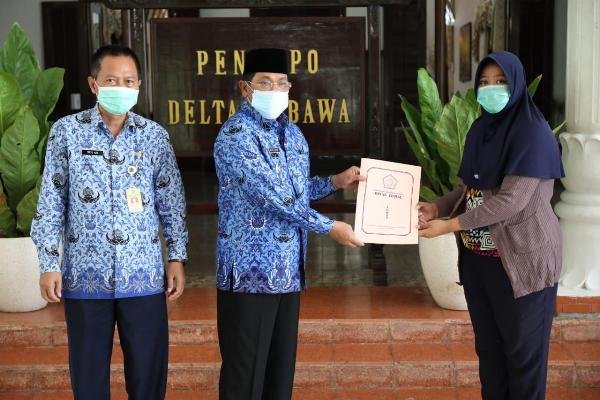Pemkab Sidoarjo Beri Bansos Penyintas Covid-19
