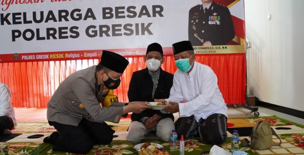 Menempati Mako Baru, Polres Gresik Minta Doa Kiai dan Ulama
