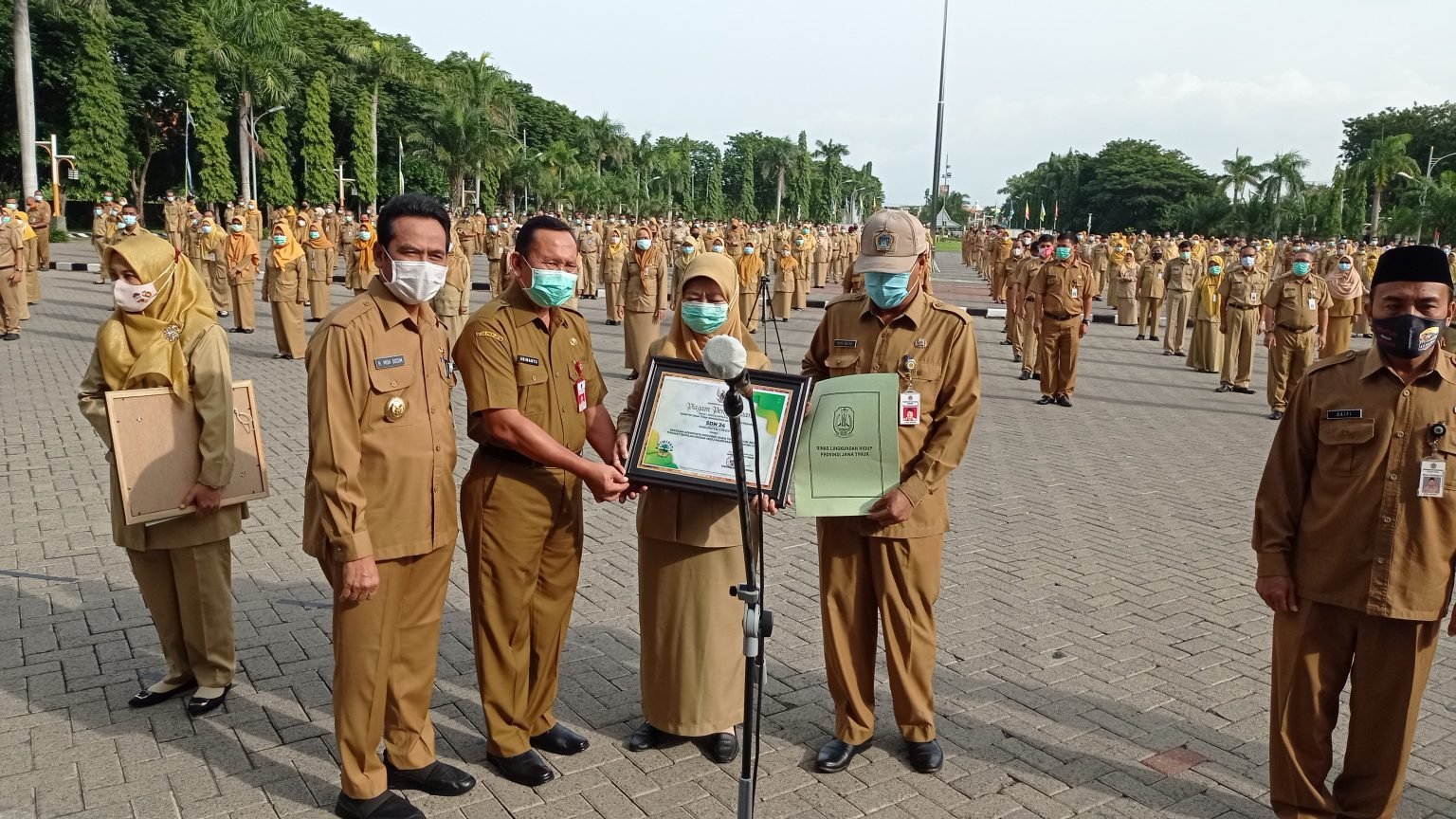 Empat Sekolah di Gresik Sabet Penghargaan Adiwiyata