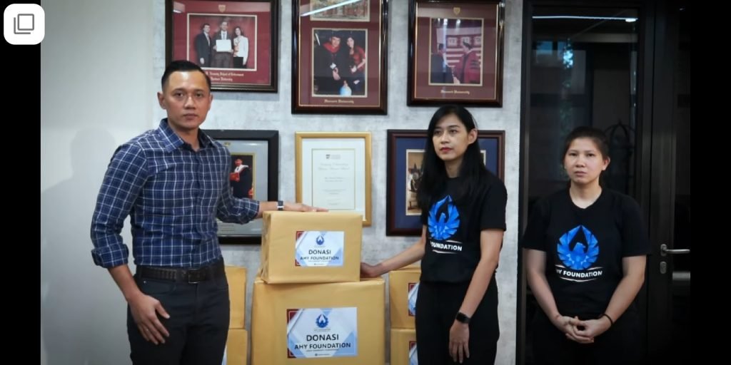 Agus Harimurti Yudhoyono (AHY) Fundation Berikan Bantuan Ke NTT dan NTB