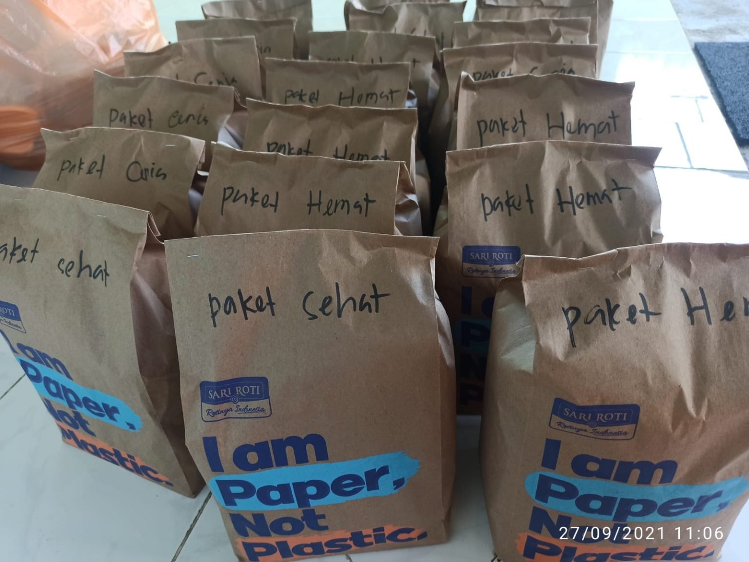 Tanpa Modal Besar, Raup Jutaan Sebagai Reseller Sari Roti