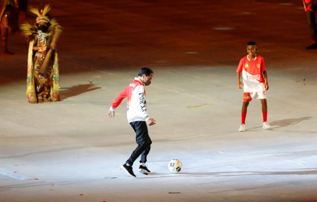 Ketua DPD RI Apresiasi Kehadiran Fisik Presiden di PON XX Papua