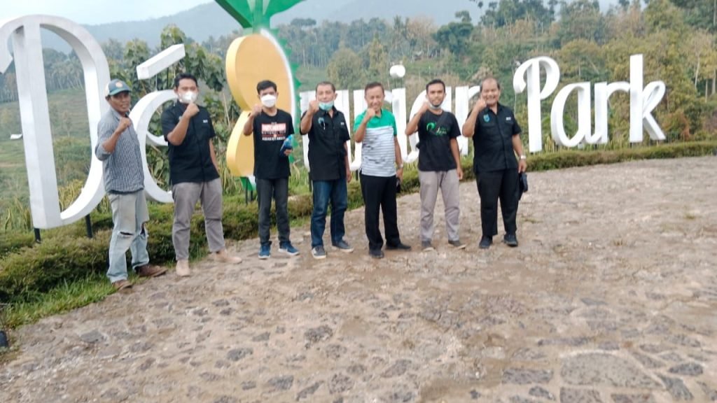 Siap Kerjasama, Tim Riset Telkom Ke DeDurian Park