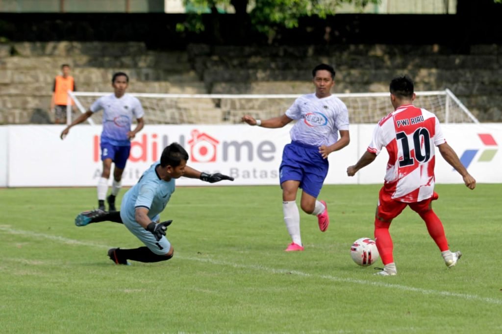 Tundukkan Riau, SIWO PWI Jatim Ke Final