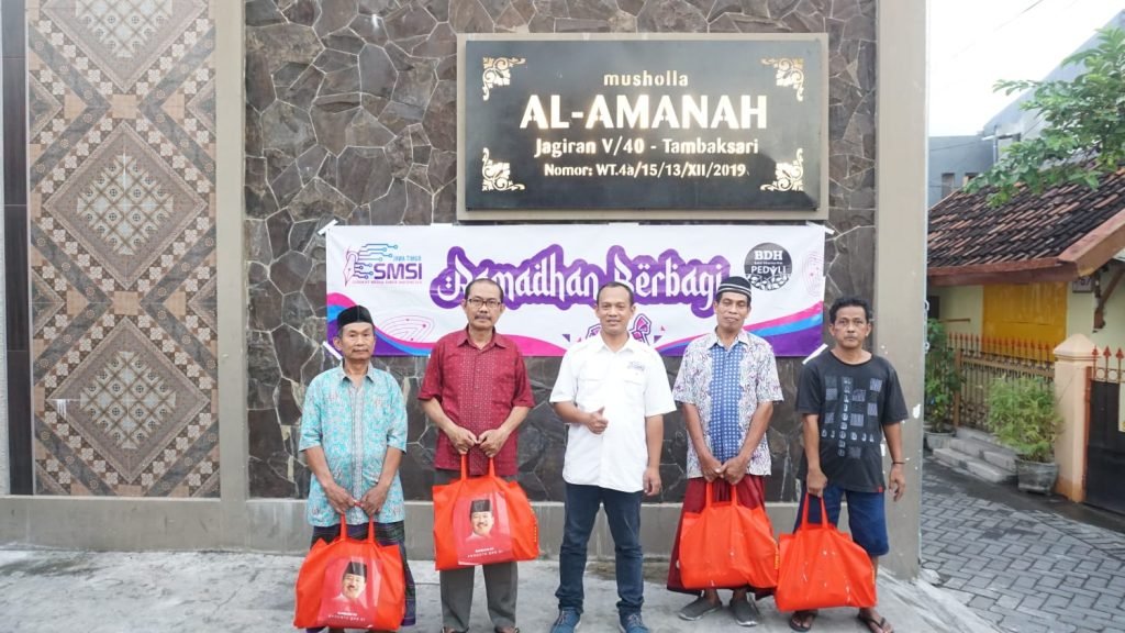 Kolaborasi SMSI dan BDH Peduli Marbot, Bagikan Ratusan Bingkisan