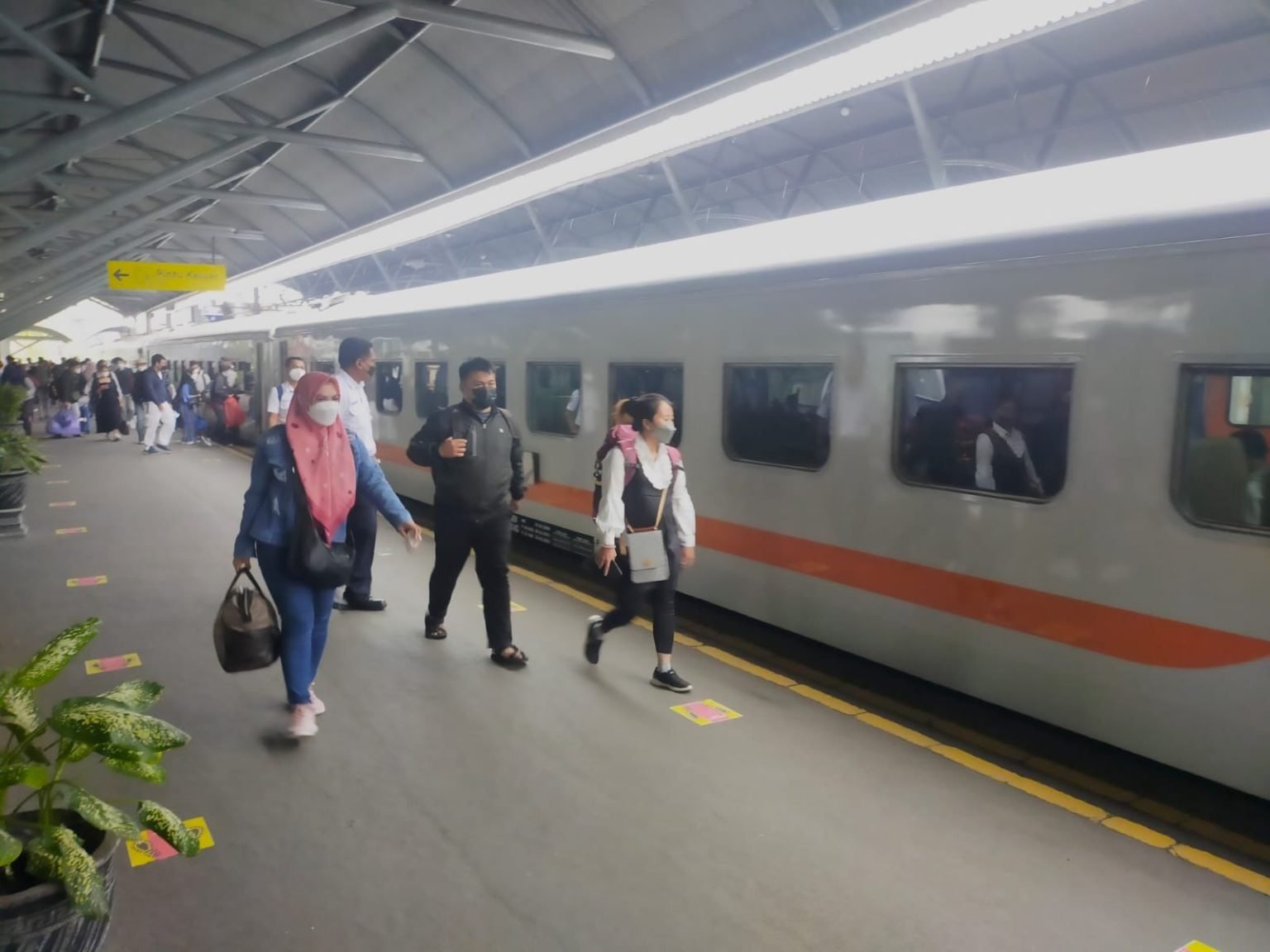 Ketersediaan Tempat Duduk di Wilayah Daop 8 untuk Masa Angkutan Lebaran 2022