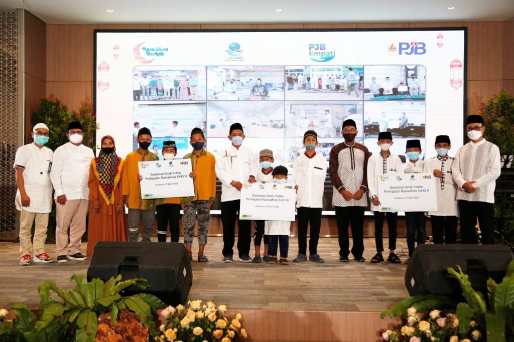 Berkah Ramadan, PJB Salurkan Dana 2,3 Milyar Bantu Masyarakat Sekitar