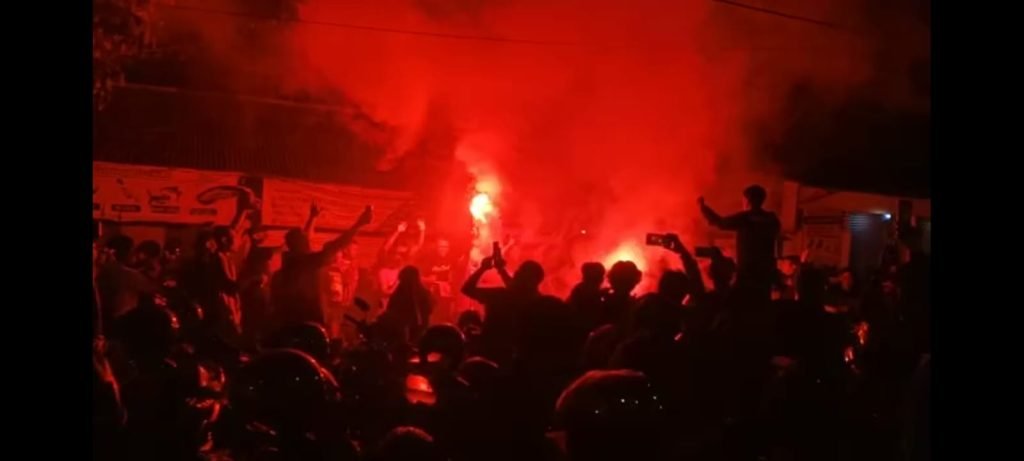 Nobar AC MILAN Di Cafe Ziero Rungkut