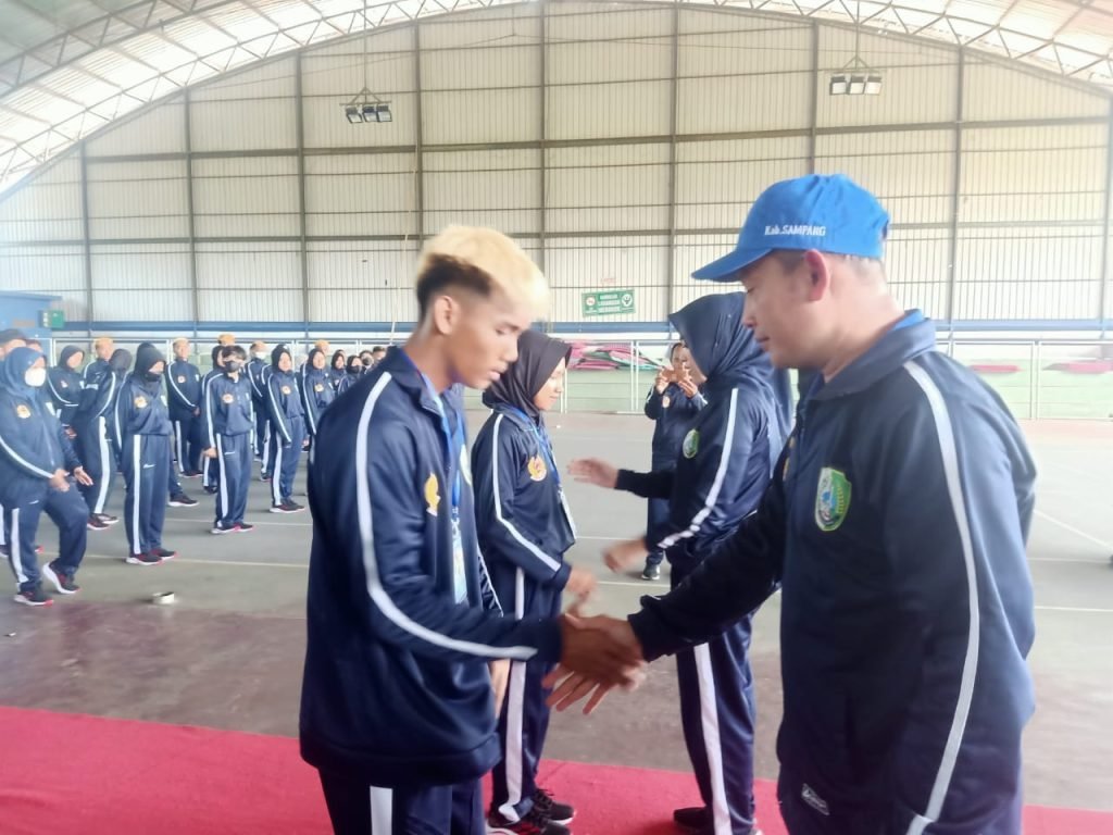 Wakil Bupati Sampang Lepas Para Kontingen Menunju Porprov Jatim VII 2022