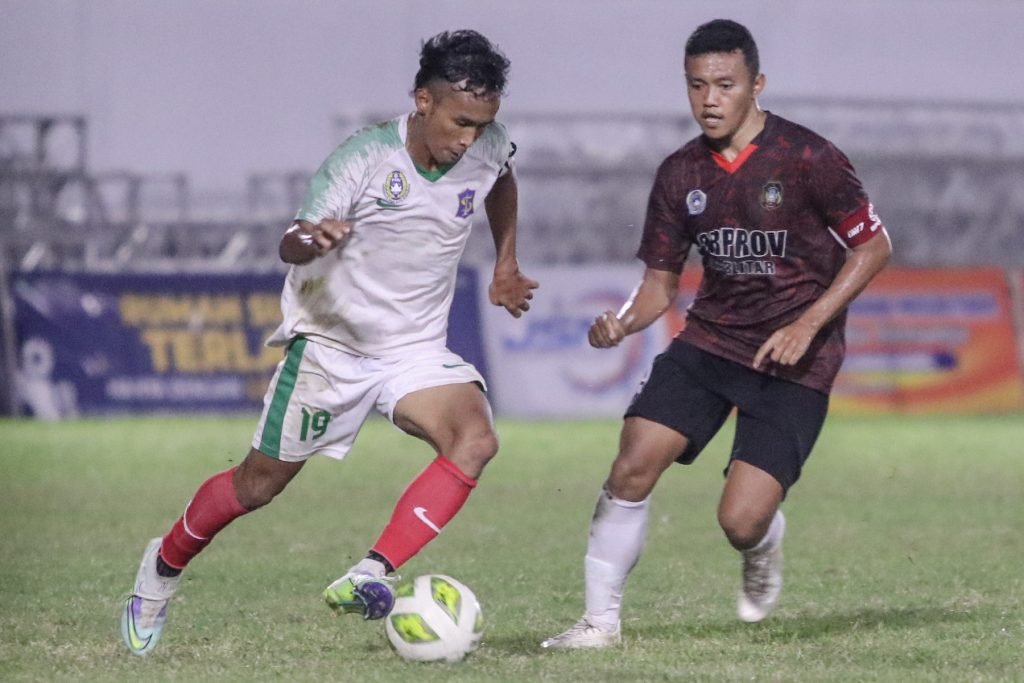 Tim Sepak Bola Kota Surabaya Melaju ke Babak Semifinal