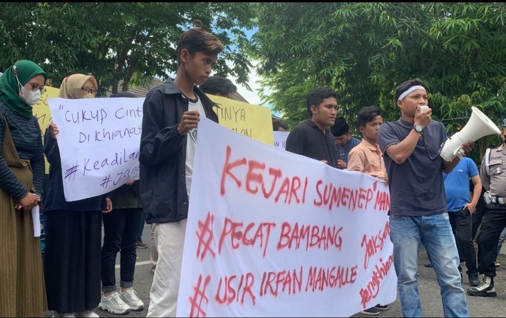 Kejari Sumenep Dikepung Aktivis Mahasiswa BPK