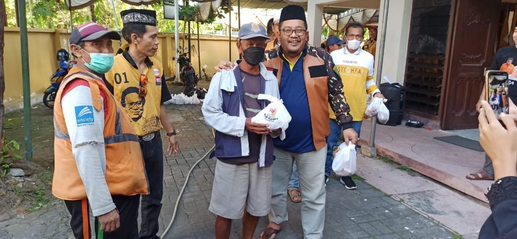 DPD Hanura Jatim Bagikan 750 Paket Daging Kurban
