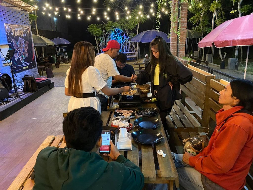 Masuk Usia Satu Tahun, R-Boxx Kafe Sumenep Kenalkan Produk Terbarunya