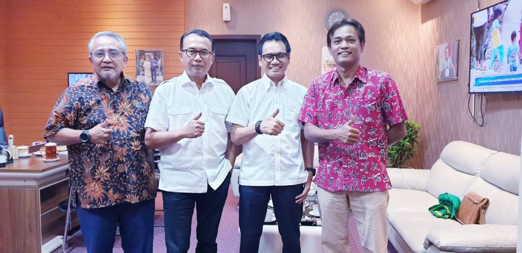 Kontingen Tenis Meja PWI Jatim Optimis Sabet Emas Porwanas 2022