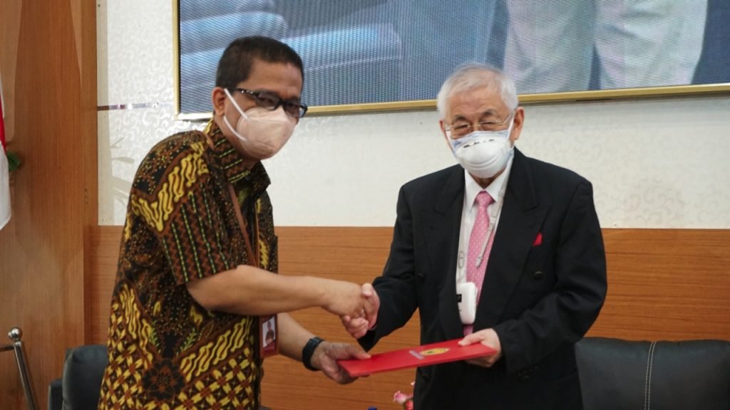 Dosen dan Mahasiswa FK Universitas Jember Dapat Motivasi Dari Pengusaha Aviasi Nasional