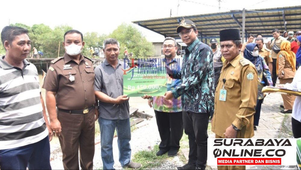 Ratusan Nelayan Terima Bantuan BBM Dari Pemerintah Kabupaten Sidoarjo