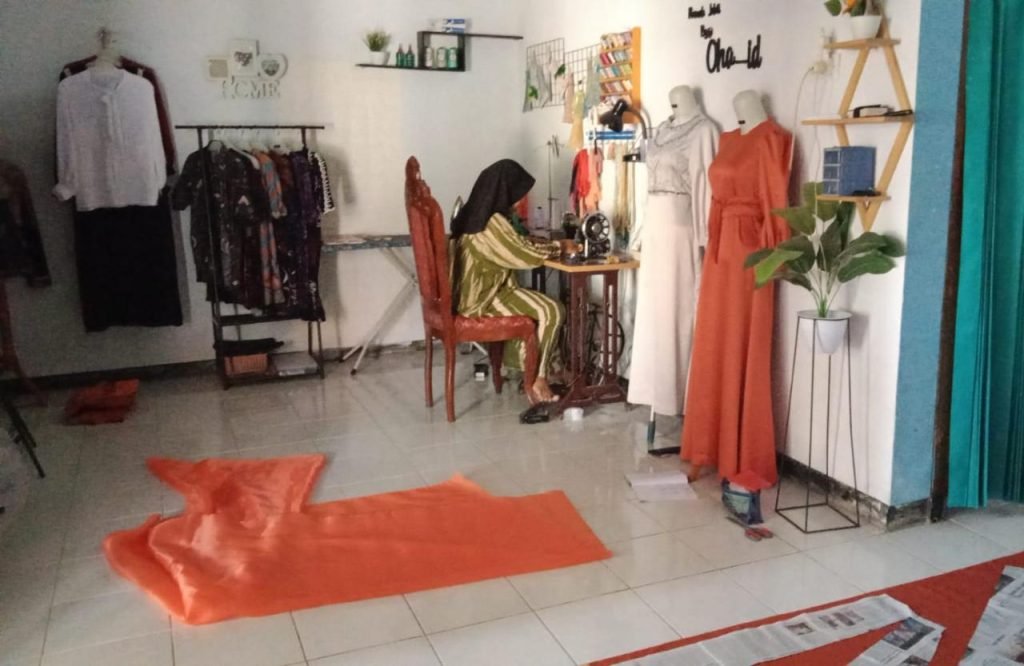 Peluang Usaha Jahit Rumahan di Bangkalan Masih Menjanjikan