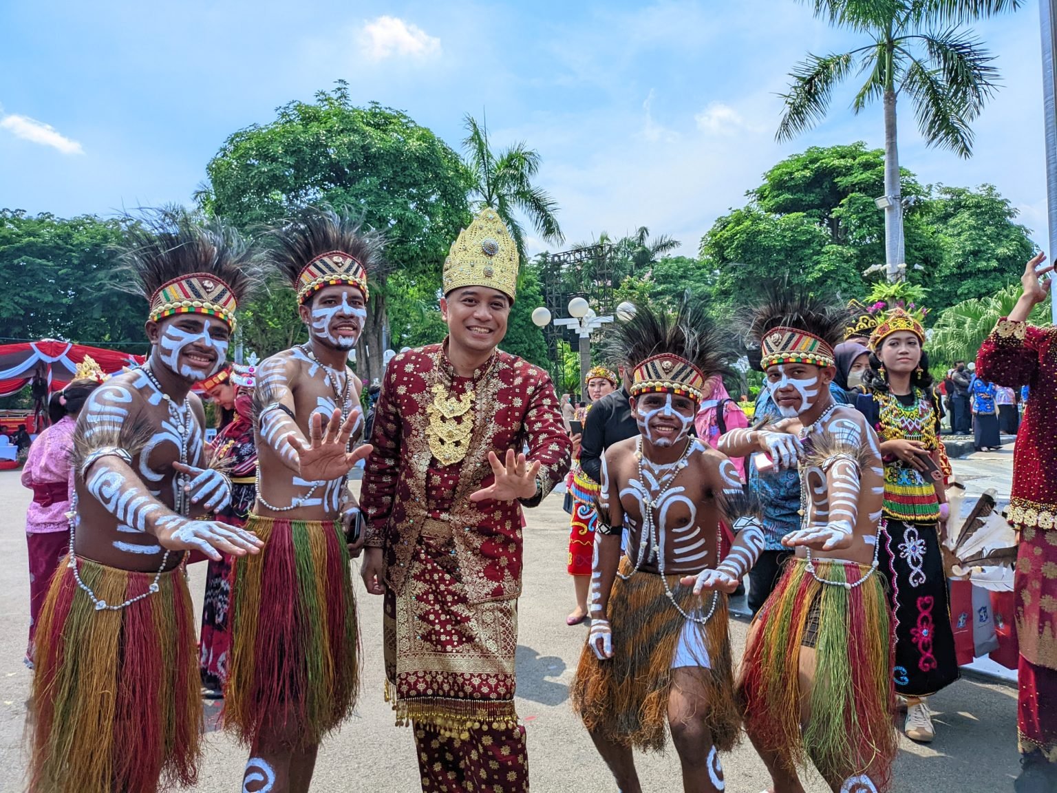 Hari Sumpah Pemudah Ke-94, Pemkot Surabaya Tampilkan Seni Tari Kolaborasi