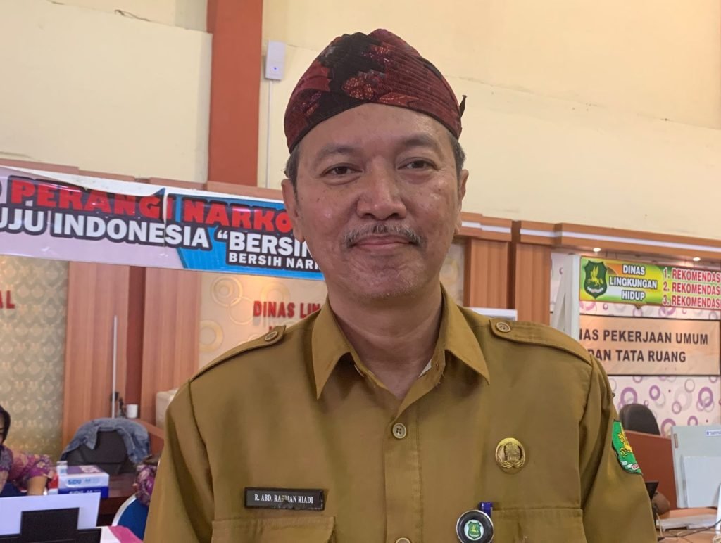 Hari Pertama Beroperasi, 20 Orang Urus Paspor di Sumenep