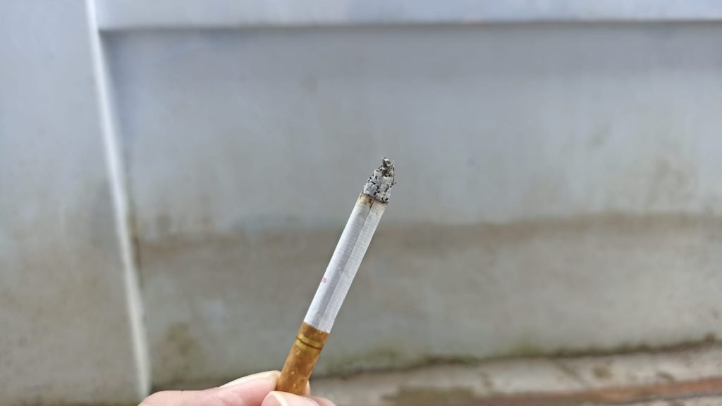 DPRD Jatim Dukung Larangan Penjualan Rokok Eceran
