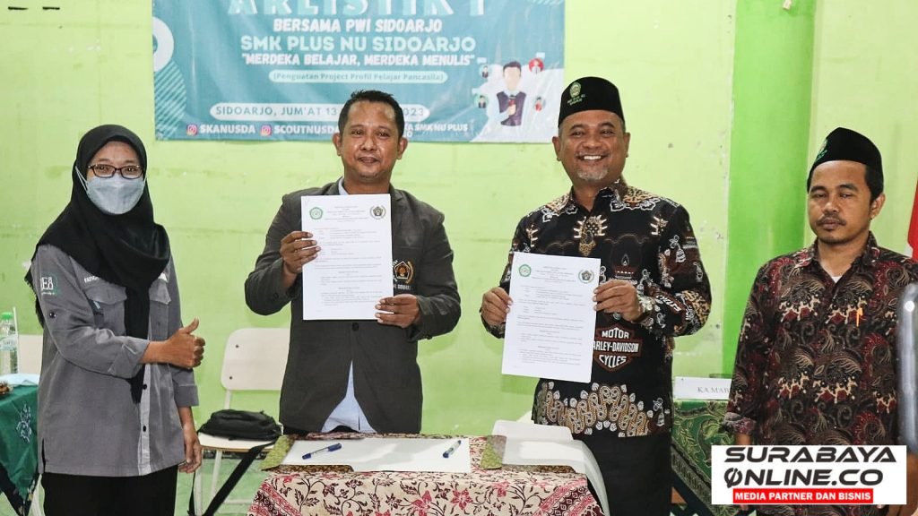 Siswa SMK Plus NU Sidoarjo Belajar Jurnalistik Bareng PWI Sidoarjo
