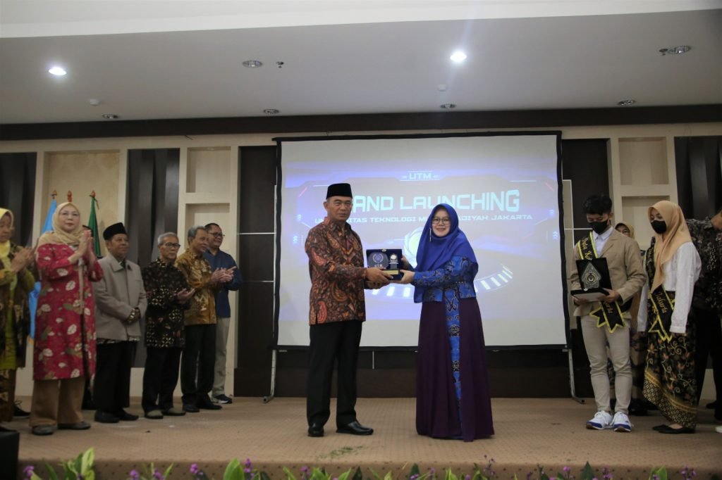 Launching Universitas Teknologi Muhammadiyah Jakarta, Menko Muhadjir: Jangan Didekte Teknologi