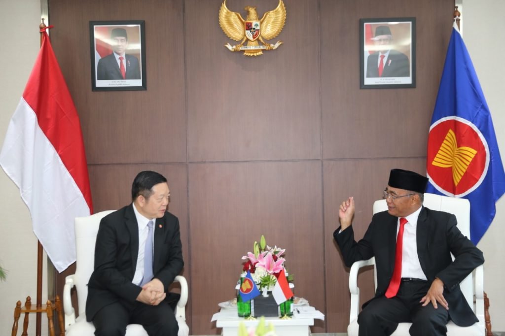 Terima Sekjen ASEAN, Mengko Muhadjir Bahas 5 Pilar Sosial Budaya