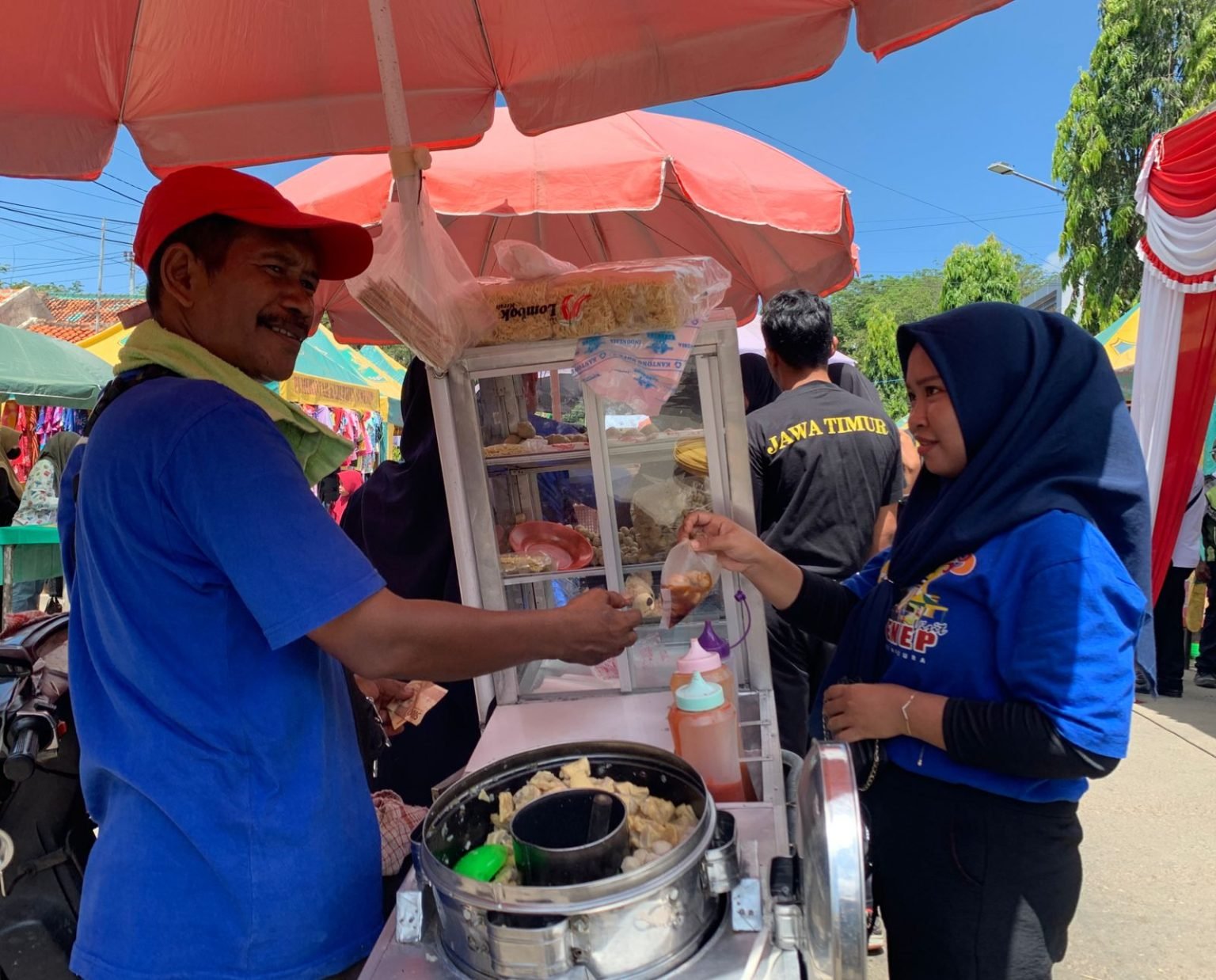 Gelar Pasar Minggu, Terbukti Penghasilan UMKM di Sumenep Meningkat