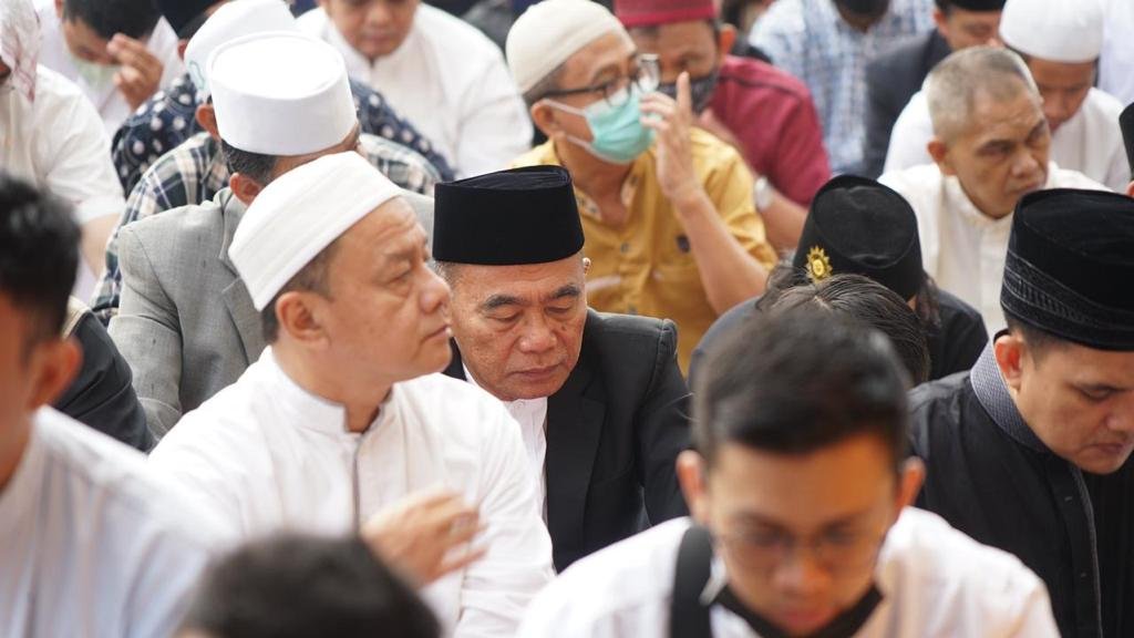 Menko Muhadjir: Pemerintah Tidak Diskriminatif Terhadap Sholat Id Gelombang Pertama