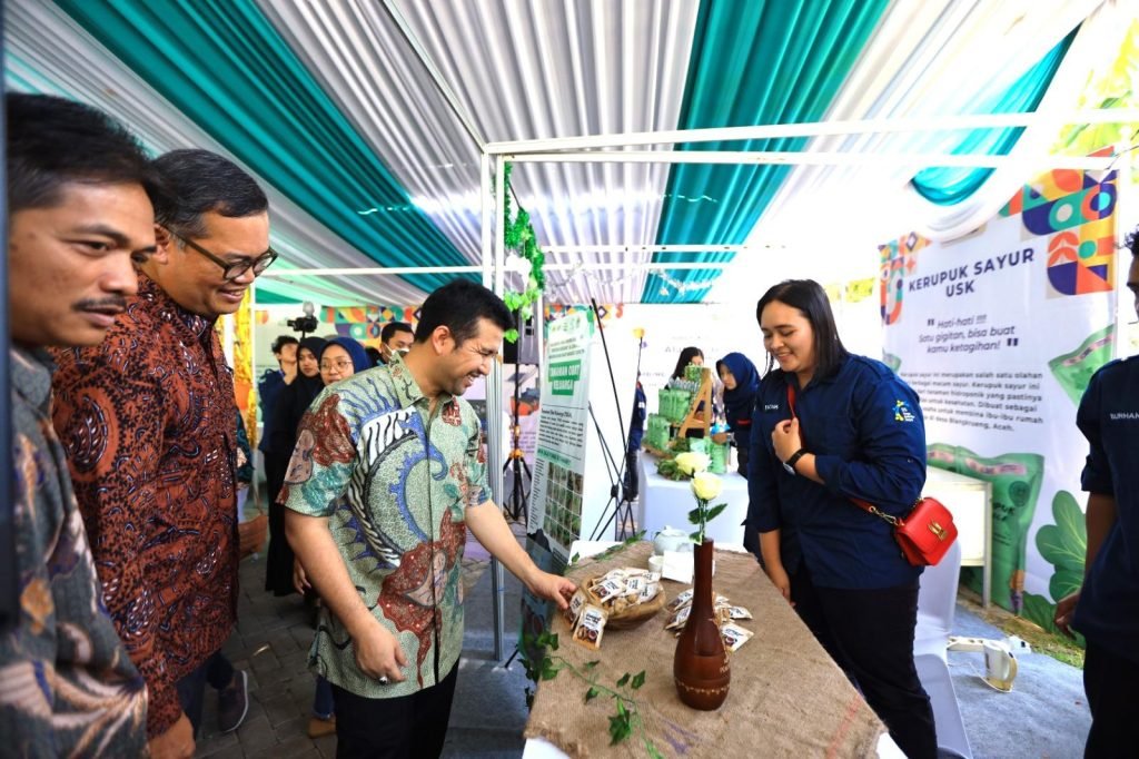 PLN dan Pemprov Jatim Resmikan Community Development Beasiswa KSE