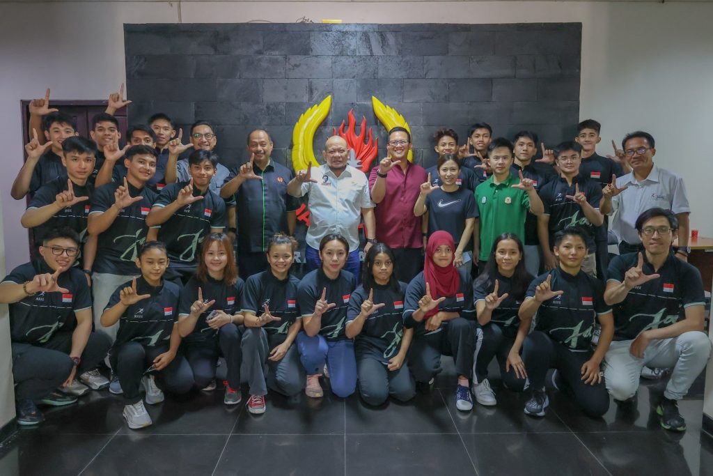 Ketua DPD RI Lepas Kontingen Wushu Jatim