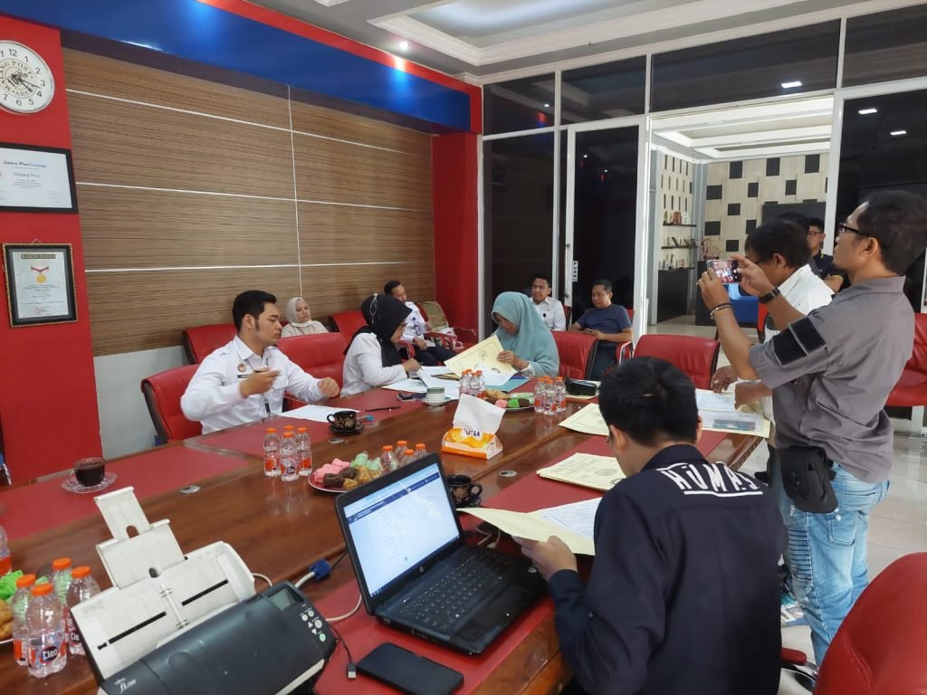 Marakkan Hari Bakti Imigrasi Puluhan Jurnalis Malang Raya Membuat Paspor