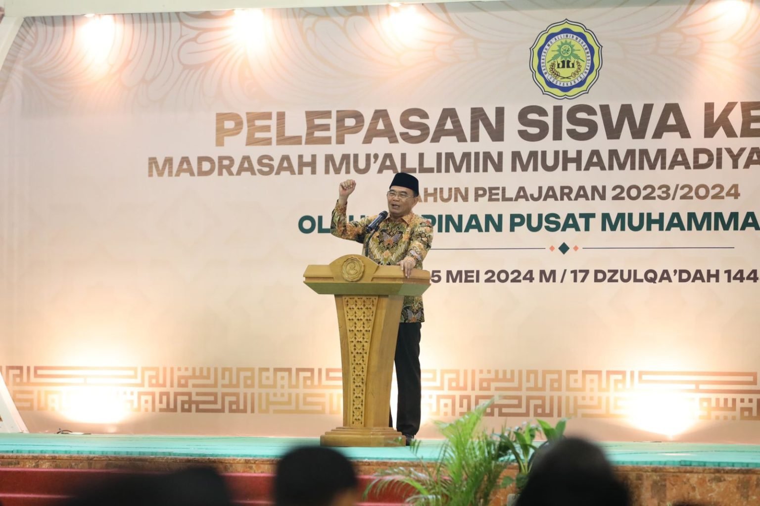 Menko Muhadjir Dorong Santri Mu’allimin Muhammadiyah Lakukan Inovasi bagi Umat dan Bangsa