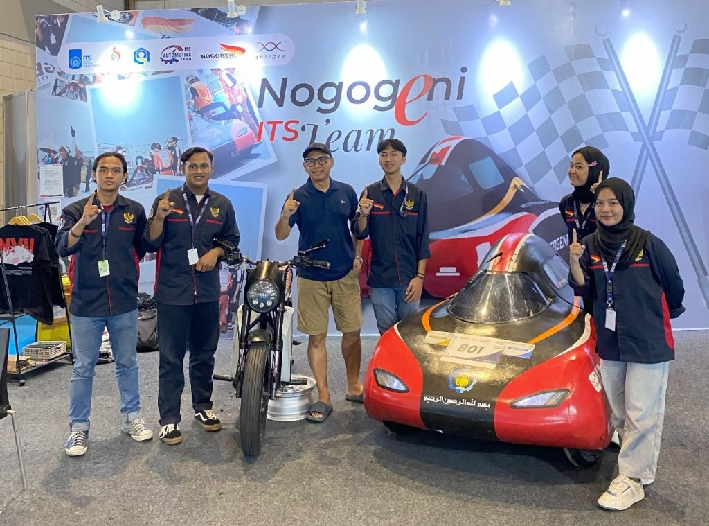 Tim Nogogeni ITS Unjuk Diri di Periklindo Electric Vehicle Show 2024