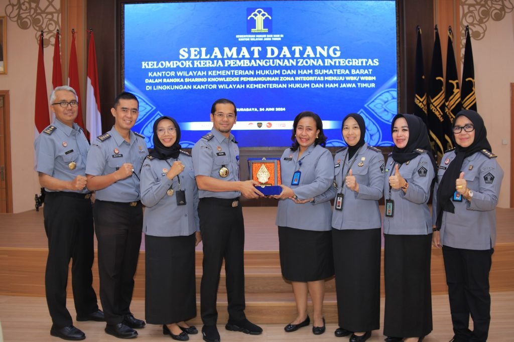 Kemenkumham Sumbar Antusias Ikuti Studi Tiru Pembangunan WBBM di Jatim