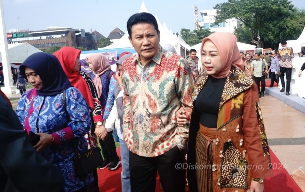 Plt Bupati Subandi Bersama Istri Hadiri Perayaan Harganas ke-31 di Kota Atlas