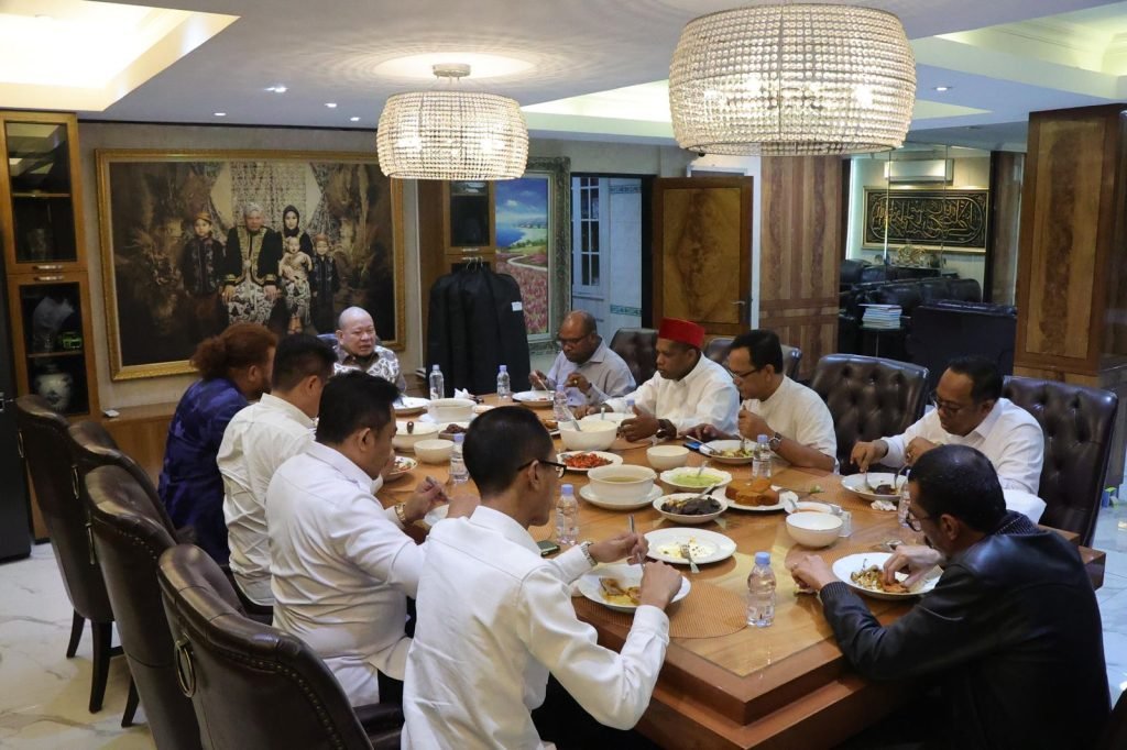 Minta Masukan untuk Percepatan Pembangunan Papua, Wali Kota Sorong Audiensi ke Ketua DPD RI