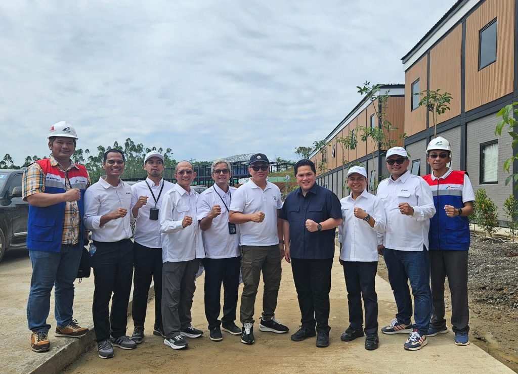 Menteri BUMN Erick Tohir Meninjau Kesiapan Jaringan Gas Pertamina di IKN